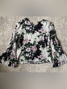 Club Monaco White Floral Long-Sleeve Bell-Sleeve Top